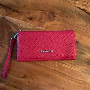 Enzo Angolini NWOT Clutch/Wristlet